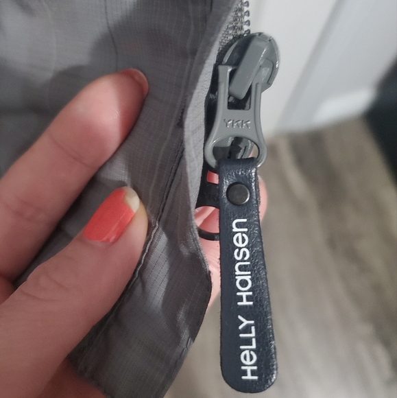 Helly Hansen Rain Jacket Ladies Small - Picture 9 of 9